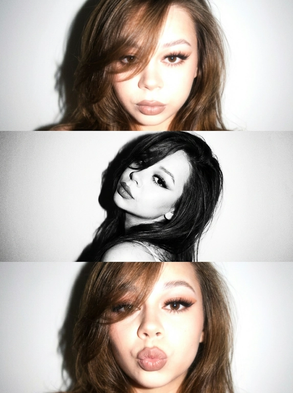 Не меняя черты лица как на фото, вертикальный коллаж из трех фото в стиле Y2K, персонаж позирует на нейтральном светлом фоне, жесткое прямое освещение от вспышки, создающее резкие тени на стене позади и эффект пересвета, лисий макияж, выраженные ресницы с вытянутым уголком, на первом и третьем кадре нет черно-белой обработки, второй кадр — черно-белый, на первой фотографии она очень близко к камере и смотрит прямо в объектив, на втором кадре корпус развернут, голова кокетливо повернута к объективу, на третьей фотографии она снова очень близко к камере, смотрит в объектив, дует губы бантиком и смотрит вперед, сочетание цветных снимков с мягким фокусом и черно-белого кадра с высокой контрастностью, крупный и средний план, минималистичная композиция, винтажная цифровая текстура, легкая размытость, гламурная атмосфера.




Какая будет прическа?: Женщина с красивой, объемной укладкой, укладка выглядит так, будто сделана на брашинг; укладка немного прикрывает лицо, но не сильно; укладка уложена на бок и частично закрывает левый глаз.